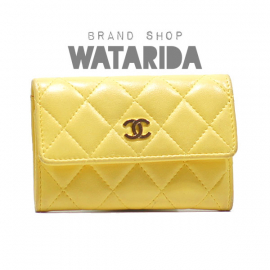【New Arrivals】シャネル マトラッセ レザーコインカードケース