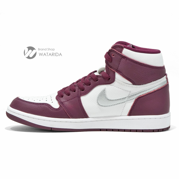ナイキのAIR JORDAN 1 RETRO HIGH OG 555088 611